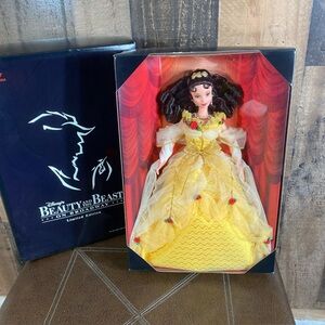 Beauty & Beast on Broadway Belle 19844 Disney & Doll 1998 Barbie Vintage New
